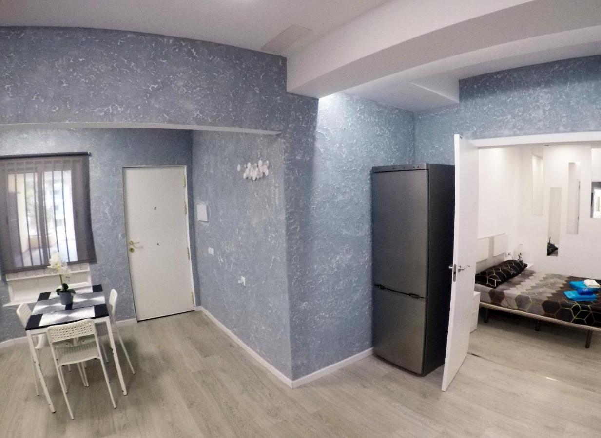 Fantastic 2 Bedrooms, Just 20 Meters From Ocean Playa de las Américas Exterior foto